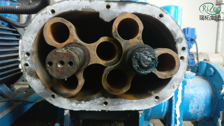 三葉羅茨鼓風(fēng)機(jī)葉輪間隙調(diào)節(jié)