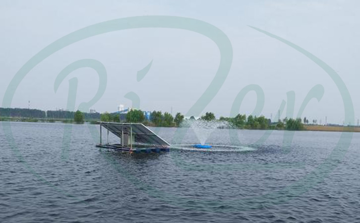 太陽(yáng)能噴泉曝氣機(jī)