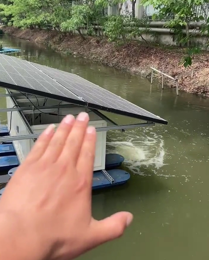 太陽能曝氣機(jī)